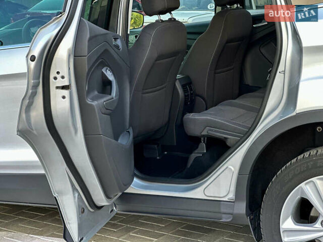 Форд Куга, объемом двигателя 2 л и пробегом 189 тыс. км за 12700 $, фото 15 на Automoto.ua