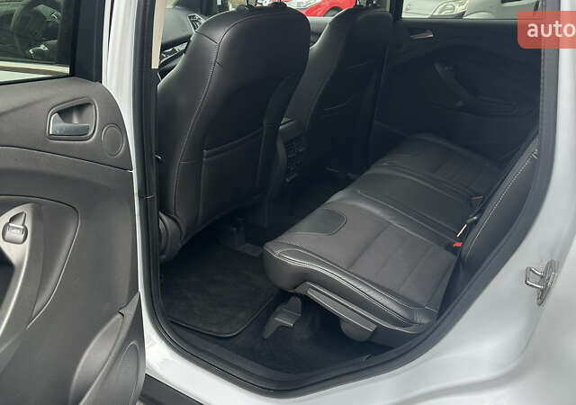 Форд Куга, объемом двигателя 1.6 л и пробегом 190 тыс. км за 13800 $, фото 14 на Automoto.ua