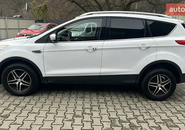 Форд Куга, объемом двигателя 1.6 л и пробегом 190 тыс. км за 13800 $, фото 5 на Automoto.ua