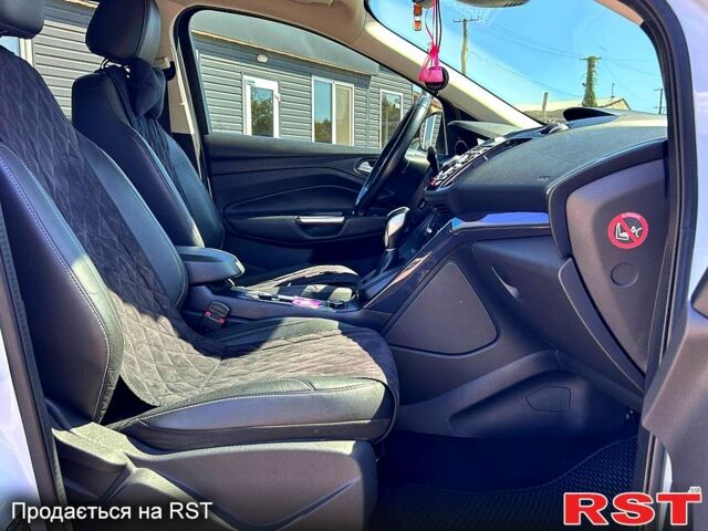 Форд Куга, объемом двигателя 2 л и пробегом 246 тыс. км за 14200 $, фото 7 на Automoto.ua