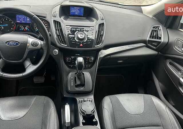 Форд Куга, объемом двигателя 1.6 л и пробегом 190 тыс. км за 13800 $, фото 18 на Automoto.ua