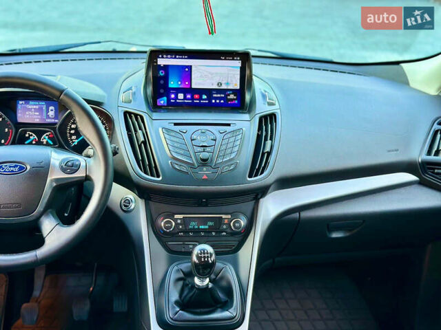 Форд Куга, объемом двигателя 2 л и пробегом 189 тыс. км за 12700 $, фото 17 на Automoto.ua