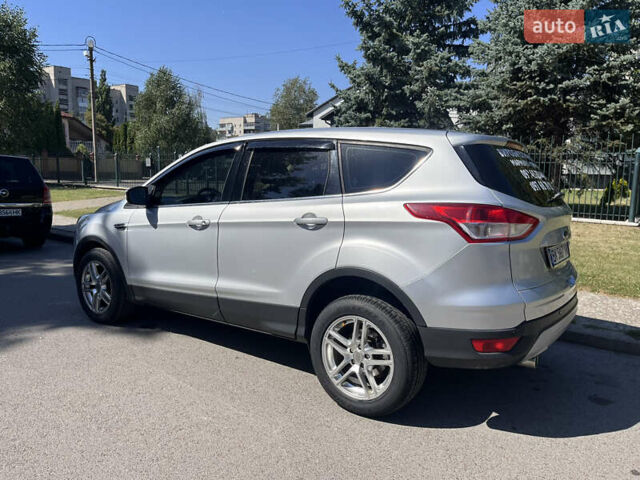 Форд Куга, об'ємом двигуна 2 л та пробігом 276 тис. км за 12200 $, фото 6 на Automoto.ua