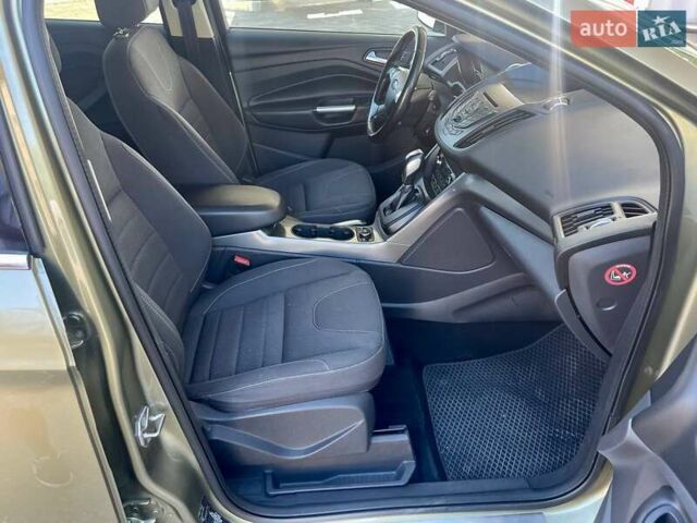 Форд Куга, об'ємом двигуна 2 л та пробігом 180 тис. км за 12999 $, фото 13 на Automoto.ua