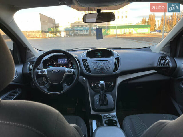Форд Куга, объемом двигателя 2 л и пробегом 173 тыс. км за 13500 $, фото 6 на Automoto.ua