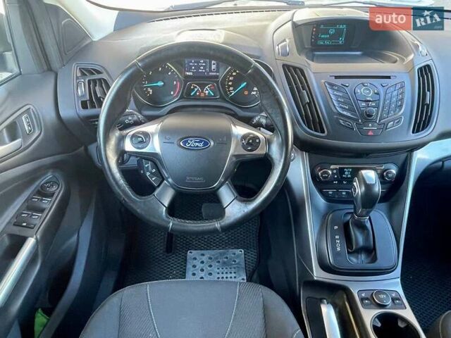 Форд Куга, об'ємом двигуна 2 л та пробігом 180 тис. км за 12999 $, фото 8 на Automoto.ua