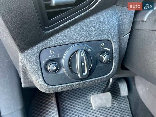 Форд Куга, об'ємом двигуна 2 л та пробігом 180 тис. км за 12999 $, фото 17 на Automoto.ua