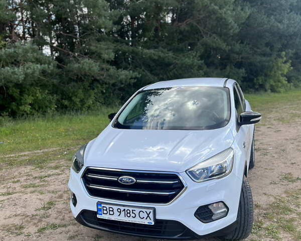 Форд Куга, объемом двигателя 2 л и пробегом 95 тыс. км за 17000 $, фото 12 на Automoto.ua