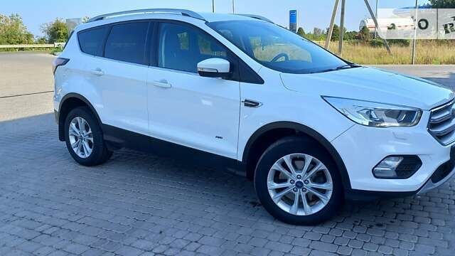 Форд Куга, объемом двигателя 2 л и пробегом 165 тыс. км за 15300 $, фото 3 на Automoto.ua