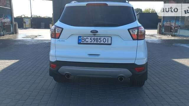 Форд Куга, объемом двигателя 2 л и пробегом 165 тыс. км за 15300 $, фото 5 на Automoto.ua