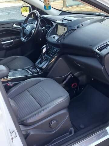 Форд Куга, объемом двигателя 2 л и пробегом 165 тыс. км за 15300 $, фото 15 на Automoto.ua