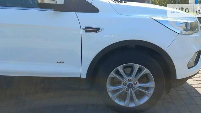 Форд Куга, объемом двигателя 2 л и пробегом 165 тыс. км за 15300 $, фото 18 на Automoto.ua