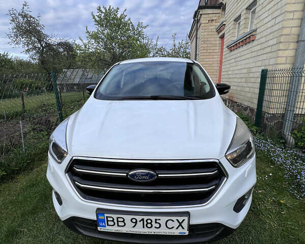 Форд Куга, объемом двигателя 2 л и пробегом 95 тыс. км за 17000 $, фото 4 на Automoto.ua