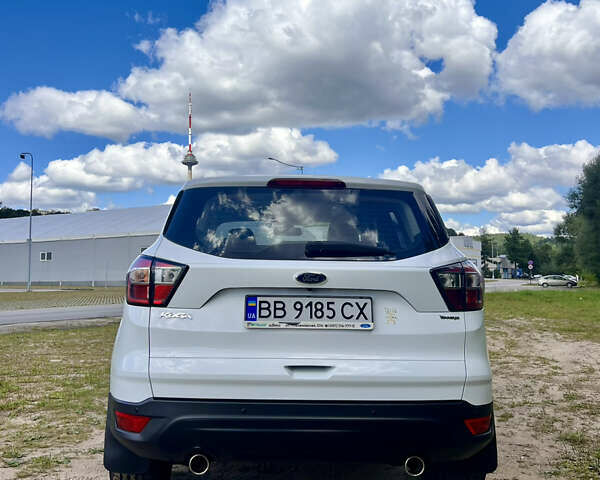 Форд Куга, объемом двигателя 2 л и пробегом 95 тыс. км за 17000 $, фото 21 на Automoto.ua
