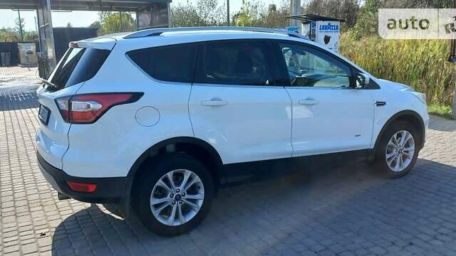 Форд Куга, объемом двигателя 2 л и пробегом 165 тыс. км за 15300 $, фото 21 на Automoto.ua