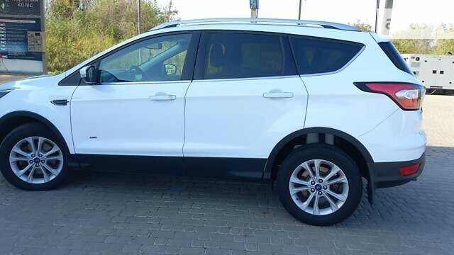 Форд Куга, объемом двигателя 2 л и пробегом 165 тыс. км за 15300 $, фото 9 на Automoto.ua