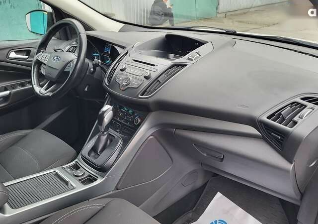 Форд Куга 2017 в Киеве на Automoto.ua Форд Куга, объемом двигателя 2 л и пробегом 201 тыс. км за 15500 $, фото 20 на Automoto.ua