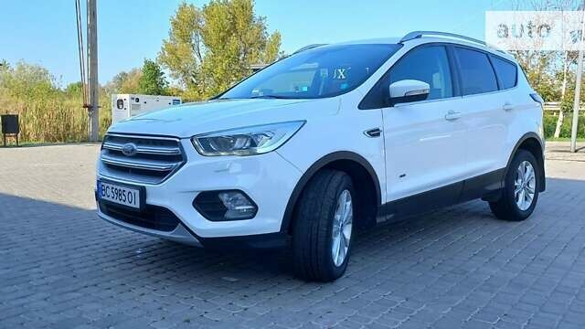 Форд Куга, объемом двигателя 2 л и пробегом 165 тыс. км за 15300 $, фото 1 на Automoto.ua