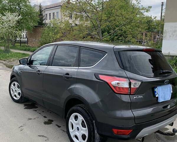 Форд Куга, объемом двигателя 1.5 л и пробегом 93 тыс. км за 18200 $, фото 3 на Automoto.ua