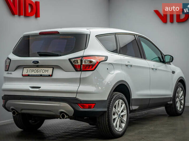 Форд Куга, об'ємом двигуна 1.5 л та пробігом 97 тис. км за 16326 $, фото 5 на Automoto.ua