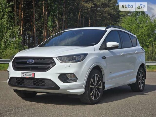 Форд Куга, об'ємом двигуна 2 л та пробігом 201 тис. км за 18599 $, фото 1 на Automoto.ua