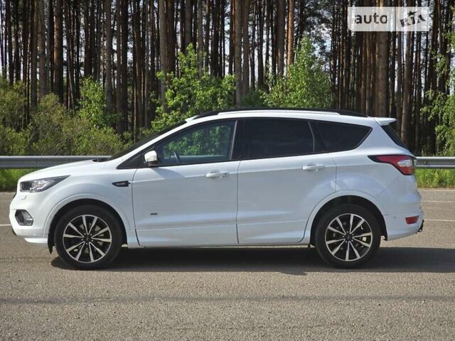 Форд Куга, об'ємом двигуна 2 л та пробігом 201 тис. км за 18599 $, фото 3 на Automoto.ua