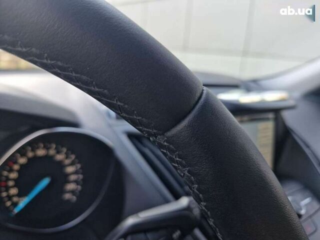 Форд Куга, объемом двигателя 2 л и пробегом 129 тыс. км за 17499 $, фото 23 на Automoto.ua