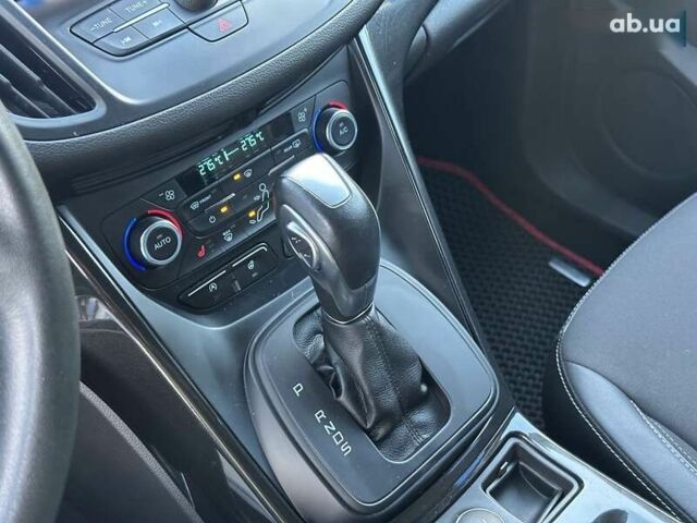 Форд Куга, объемом двигателя 2 л и пробегом 115 тыс. км за 18990 $, фото 29 на Automoto.ua