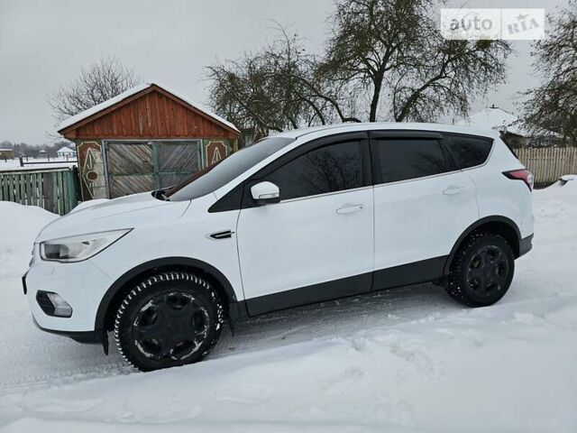 Форд Куга, об'ємом двигуна 1.5 л та пробігом 100 тис. км за 15000 $, фото 3 на Automoto.ua