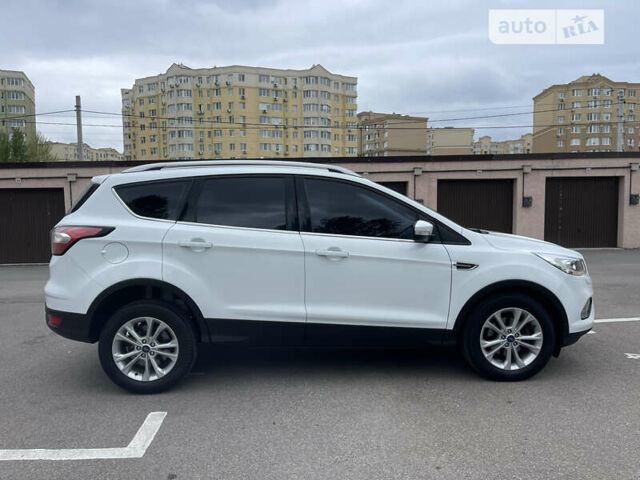 Форд Куга, об'ємом двигуна 1.5 л та пробігом 70 тис. км за 18900 $, фото 16 на Automoto.ua