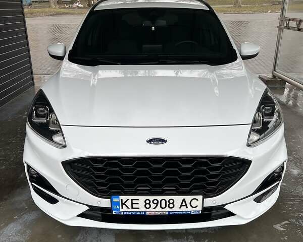 Форд Куга, об'ємом двигуна 1.5 л та пробігом 40 тис. км за 27000 $, фото 1 на Automoto.ua