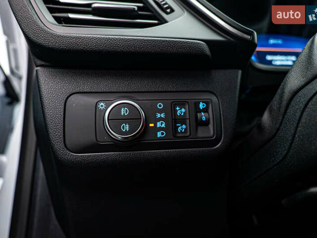 Форд Куга, объемом двигателя 1.5 л и пробегом 138 тыс. км за 20597 $, фото 14 на Automoto.ua