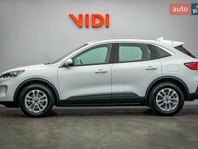 Форд Куга, объемом двигателя 1.5 л и пробегом 138 тыс. км за 20597 $, фото 2 на Automoto.ua