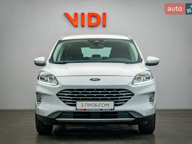 Форд Куга, объемом двигателя 1.5 л и пробегом 138 тыс. км за 20597 $, фото 4 на Automoto.ua