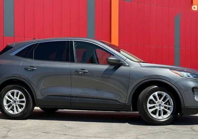 Форд Куга, объемом двигателя 1.5 л и пробегом 165 тыс. км за 16300 $, фото 9 на Automoto.ua