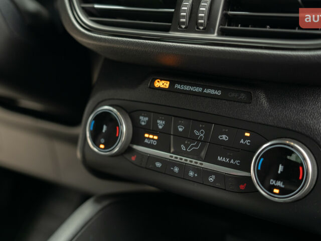 Форд Куга, об'ємом двигуна 1.5 л та пробігом 0 тис. км за 30699 $, фото 13 на Automoto.ua