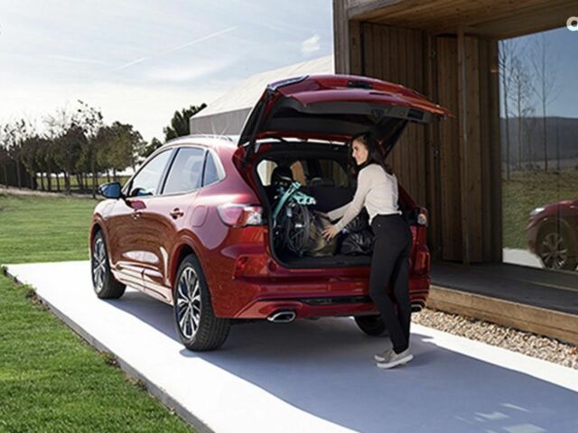 Форд Куга, объемом двигателя 0 л и пробегом 0 тыс. км за 35129 $, фото 3 на Automoto.ua