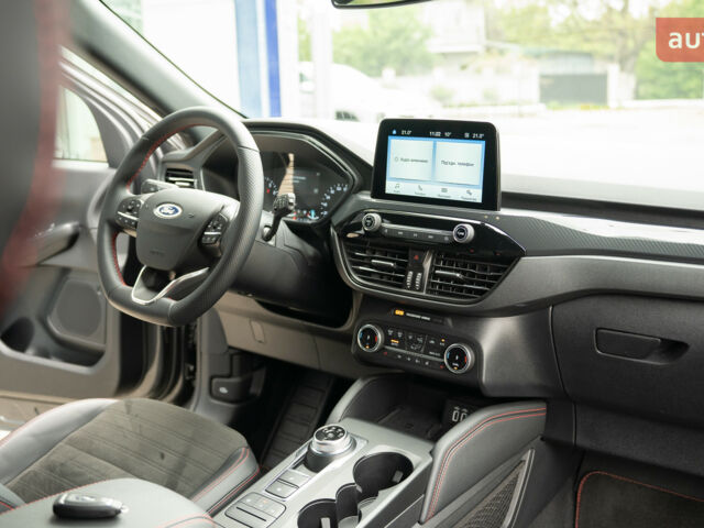 Форд Куга, об'ємом двигуна 1.5 л та пробігом 0 тис. км за 30699 $, фото 6 на Automoto.ua