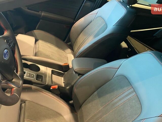 Форд Куга, объемом двигателя 1.5 л и пробегом 0 тыс. км за 40228 $, фото 12 на Automoto.ua