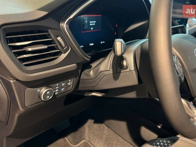 Форд Куга, объемом двигателя 2.49 л и пробегом 0 тыс. км за 35353 $, фото 11 на Automoto.ua