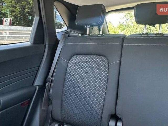 Форд Куга, объемом двигателя 2.49 л и пробегом 0 тыс. км за 40688 $, фото 9 на Automoto.ua