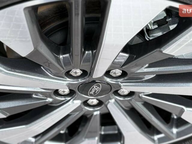 Форд Куга, объемом двигателя 2.49 л и пробегом 0 тыс. км за 39410 $, фото 2 на Automoto.ua