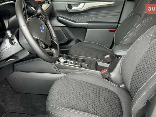 Форд Куга, объемом двигателя 2.49 л и пробегом 0 тыс. км за 39410 $, фото 5 на Automoto.ua