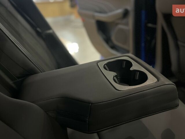 купити нове авто Форд Куга 2025 року від офіційного дилера Автомир Форд фото