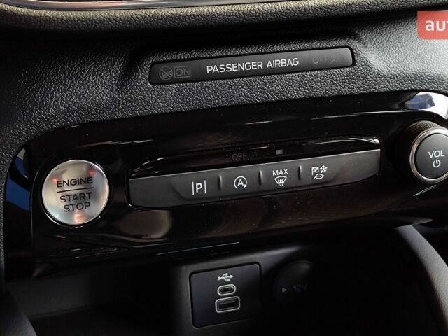 Форд Куга, объемом двигателя 1.5 л и пробегом 0 тыс. км за 29719 $, фото 16 на Automoto.ua