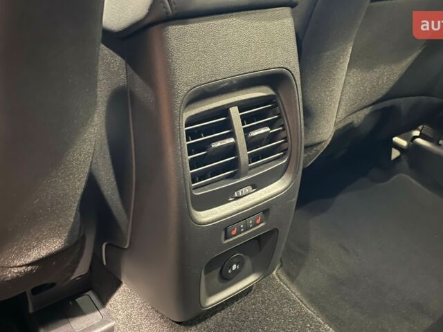 Форд Куга, объемом двигателя 1.5 л и пробегом 0 тыс. км за 31872 $, фото 23 на Automoto.ua