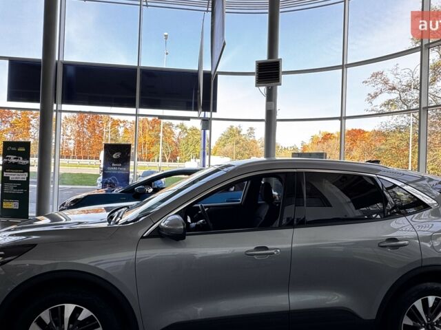 Форд Куга, объемом двигателя 1.5 л и пробегом 0 тыс. км за 31902 $, фото 3 на Automoto.ua