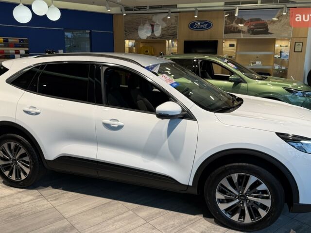 Форд Куга, объемом двигателя 2.49 л и пробегом 0 тыс. км за 39010 $, фото 5 на Automoto.ua