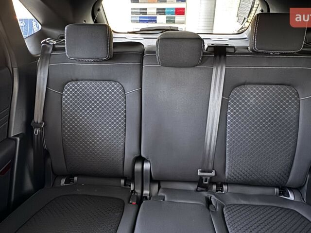 Форд Куга, объемом двигателя 1.5 л и пробегом 0 тыс. км за 31902 $, фото 19 на Automoto.ua