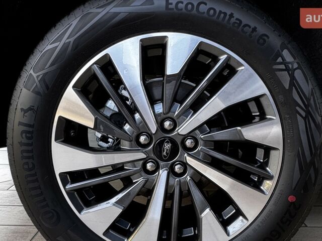 Форд Куга, объемом двигателя 1.5 л и пробегом 0 тыс. км за 31902 $, фото 6 на Automoto.ua